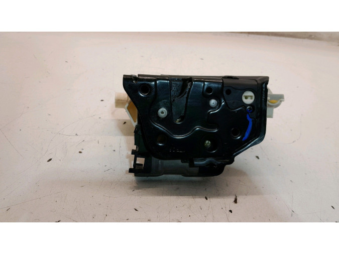 CERRADURA PUERTA TRASERA DERECHA AUDI Q5 2009