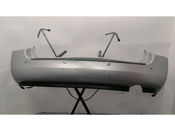 PARAGOLPES TRASERO KIA SEDONA 2007