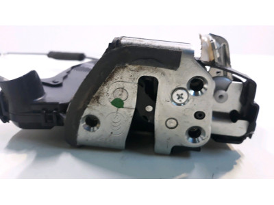 CERRADURA PUERTA DELANTERA DERECHA TOYOTA AVENSIS 2010