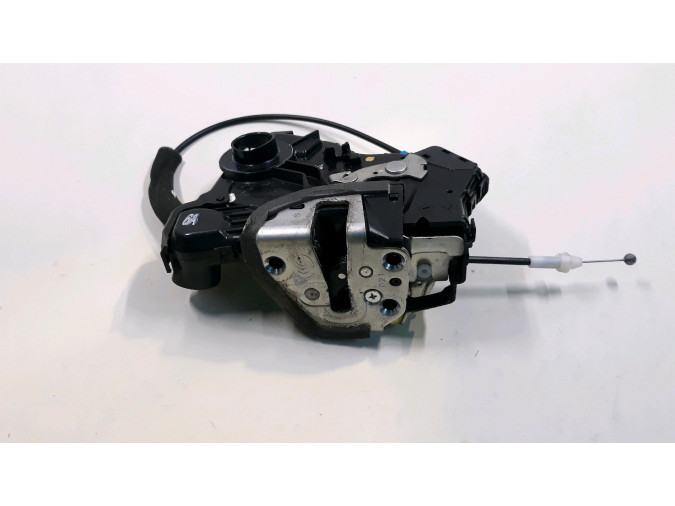 CERRADURA PUERTA DELANTERA IZQUIERDA TOYOTA AVENSIS 2010