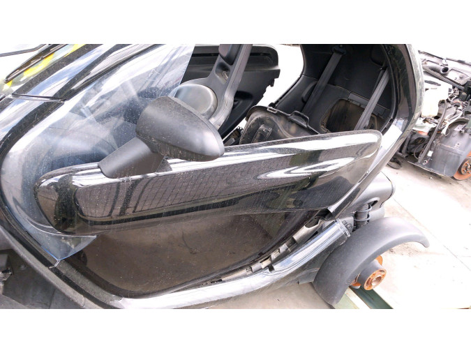 PUERTA DELANTERA IZQUIERDA RENAULT TWIZY 2012