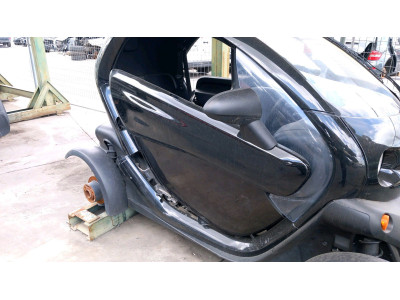 PUERTA DELANTERA DERECHA RENAULT TWIZY 2012
