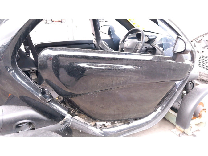 PUERTA DELANTERA DERECHA RENAULT TWIZY 2012
