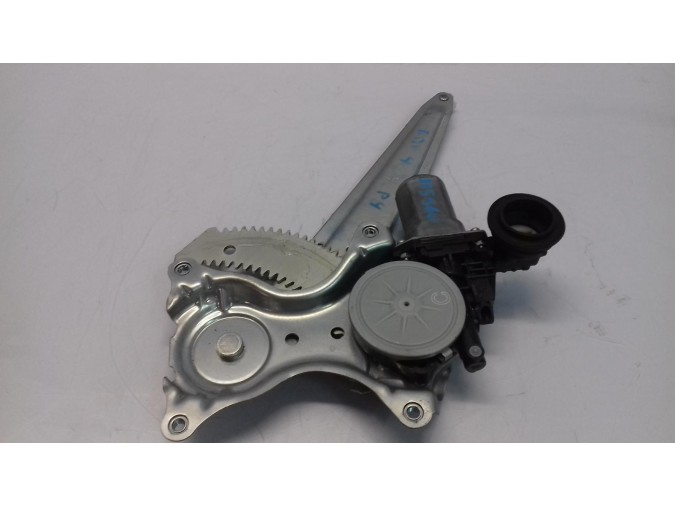 ELEVALUNAS TRASERO DERECHO TOYOTA RAV 4 2015