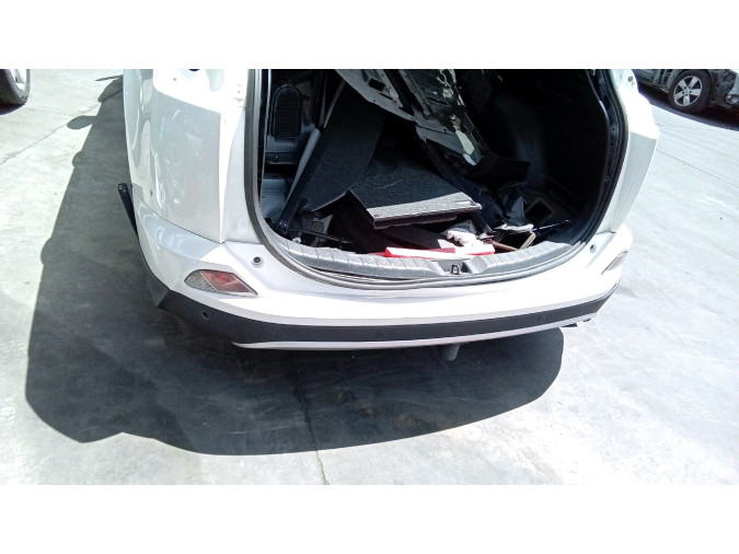 Moldura inferior del parachoques trasero TOYOTA RAV4 2017