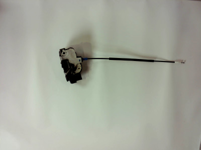 CERRADURA PUERTA DELANTERA DERECHA OPEL ASTRA 2013