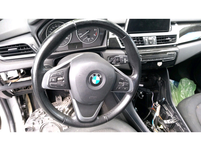 VOLANTE BMW 218D 2017