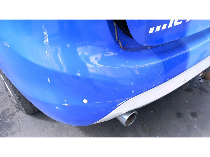 PARAGOLPES TRASERO BMW 218D 2017