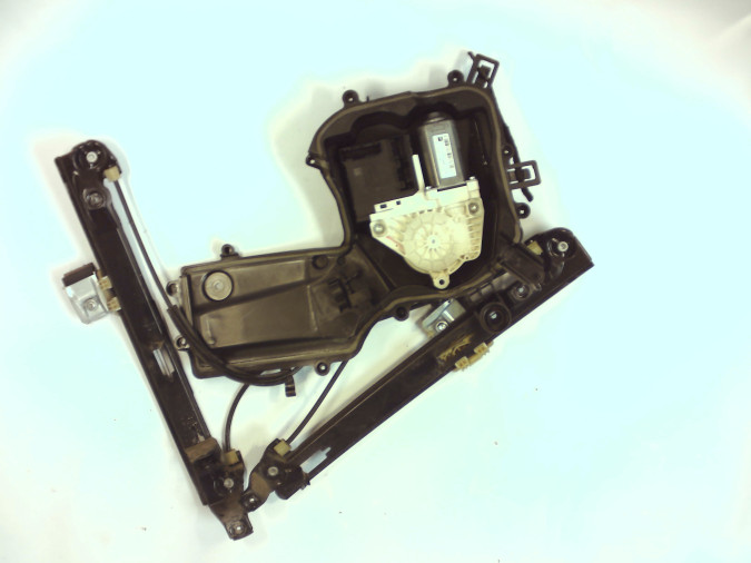 ELEVALUNAS DELANTERO IZQUIERDO SEAT LEON 2011