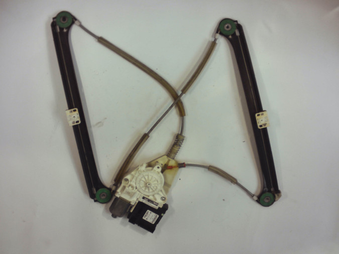 ELEVALUNAS DELANTERO DERECHO AUDI A3 2005