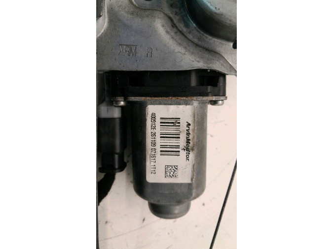 ELEVALUNAS DELANTERO DERECHO PEUGEOT 207 2009