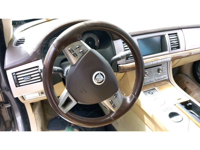 VOLANTE JAGUAR XF 2008