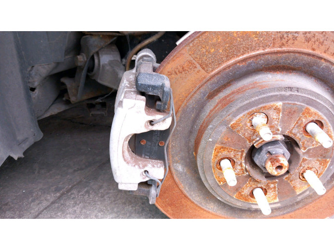 PINZA FRENO TRASERA IZQUIERDA JAGUAR XF 2008