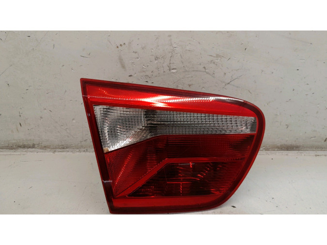 PILOTO TRASERO IZQUIERDO SEAT IBIZA 2013