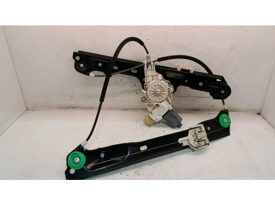 ELEVALUNAS DELANTERO DERECHO BMW SERIE 1 2006