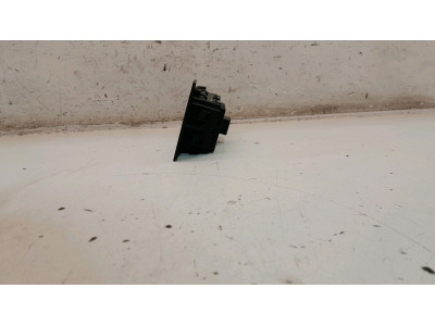 MANDO ELEVALUNAS DELANTERO IZQUIERDO OPEL ASTRA 2014