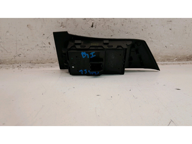MANDO ELEVALUNAS DELANTERO IZQUIERDO OPEL ASTRA 2014