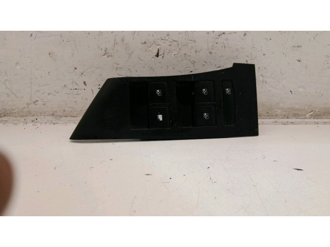 MANDO ELEVALUNAS DELANTERO IZQUIERDO OPEL ASTRA 2014