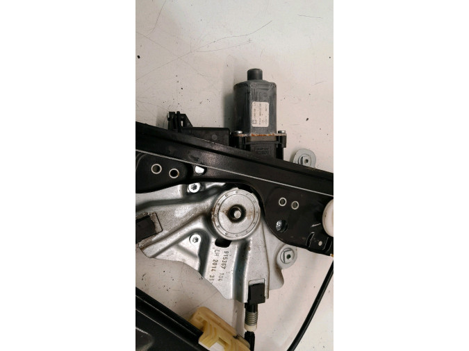 ELEVALUNAS DELANTERO IZQUIERDO OPEL ASTRA 2014