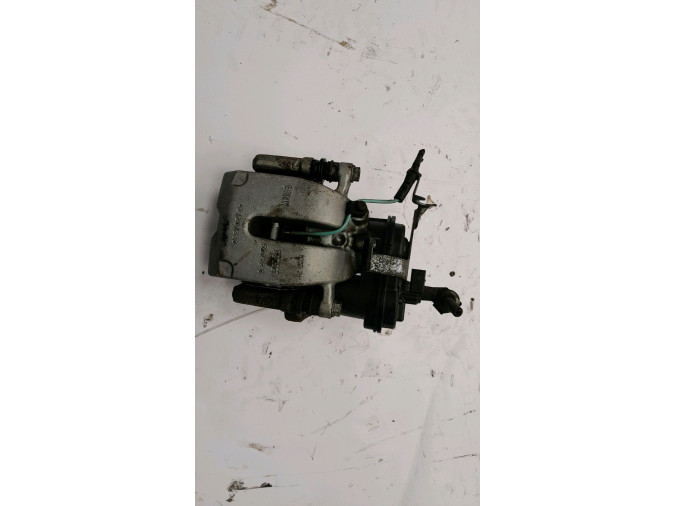 PINZA TRASERA DERECHA BMW 520D 2017