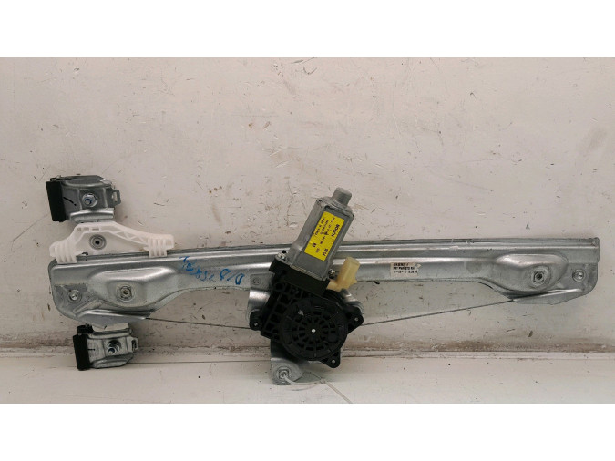 ELEVALUNAS DELANTERO DERECHO OPEL KARL 2019