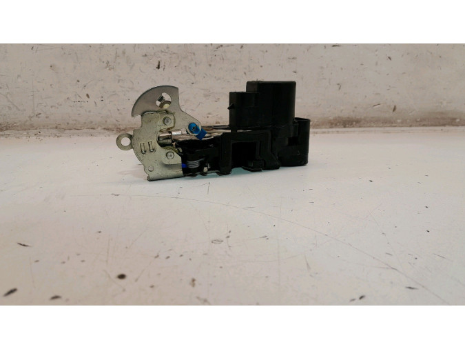 CERRADURA PUERTA DELANTERA DERECHA OPEL KARL 2019