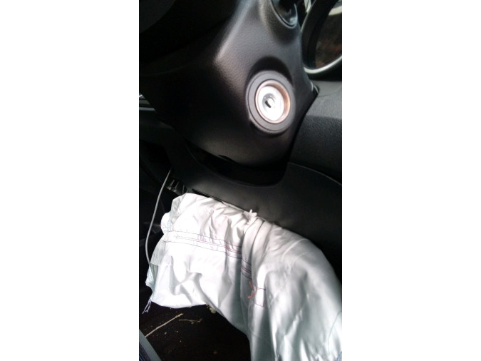 Columna DIreccion SSANGYONG TIVOLI 2016