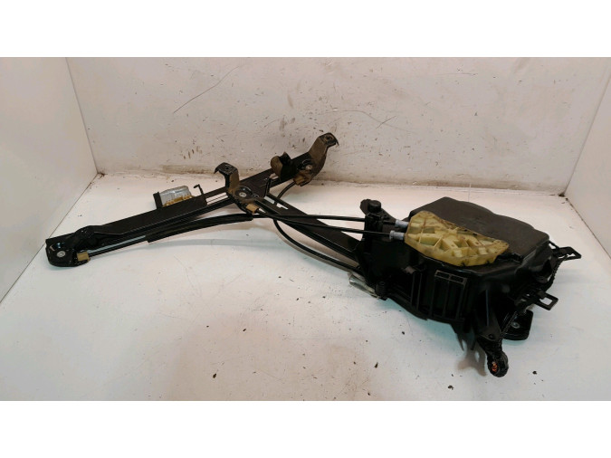 ELEVALUNAS DELANTERO DERECHO SEAT LEON 2006