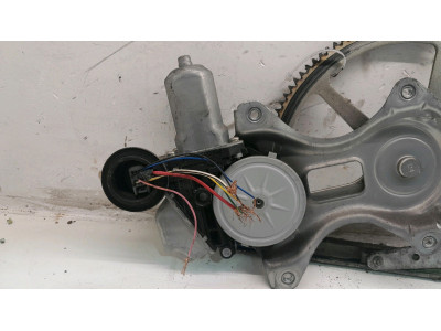 ELEVALUNAS TRASERO IZQUIERDO TOYOTA PRIUS 2012