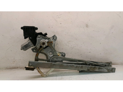 ELEVALUNAS DELANTERO DERECHO TOYOTA AVENSIS 2009
