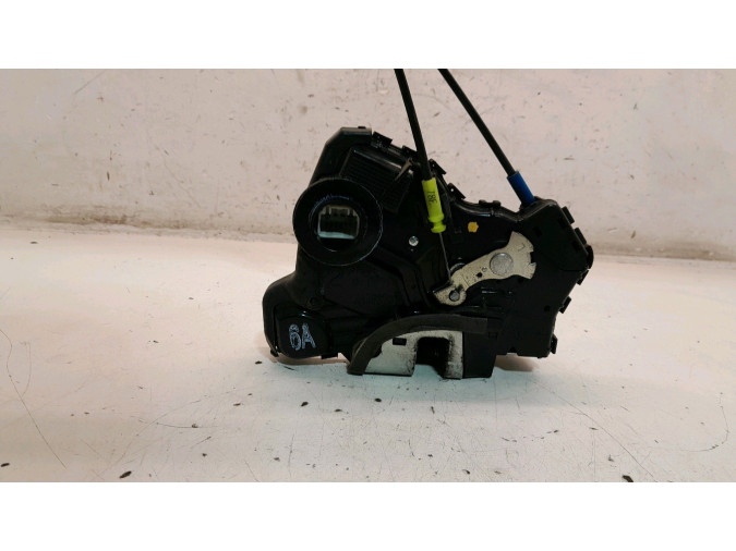 CERRADURA PUERTA DELANTERA IZQUIERDA TOYOTA AVENSIS 2009