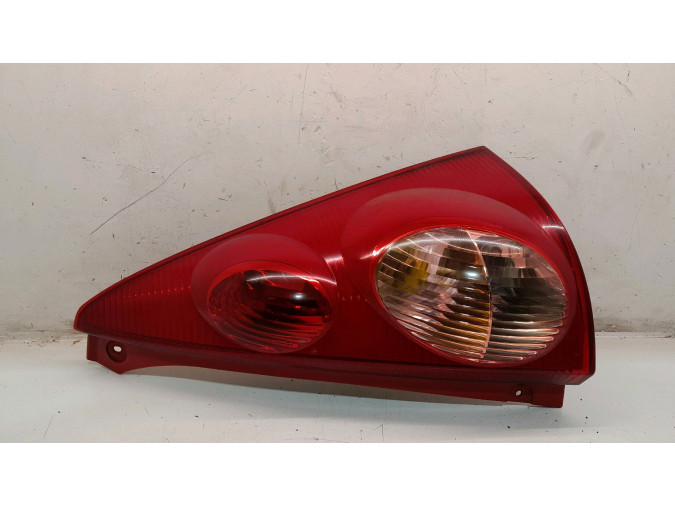 PILOTO TRASERO DERECHO PEUGEOT 107 2007