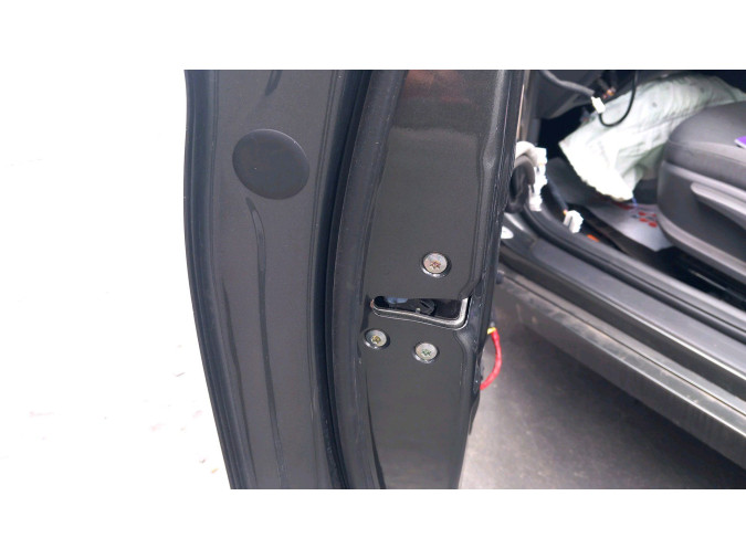 CERRADURA PUERTA DELANTERA DERECHA HYUNDAI IONIQ 2021