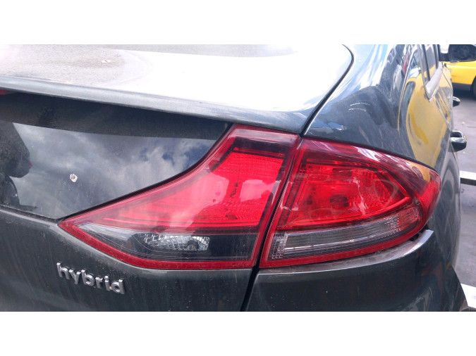 PILOTO TRASERO DERECHO INTERIOR HYUNDAI IONIQ 2021