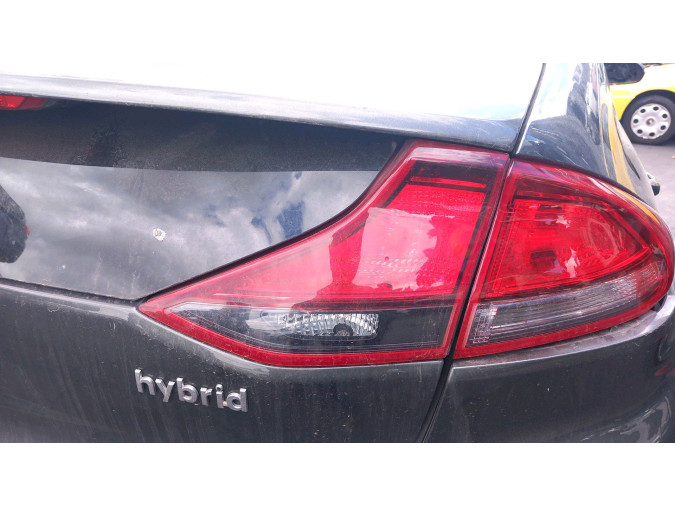 PILOTO TRASERO DERECHO INTERIOR HYUNDAI IONIQ 2021