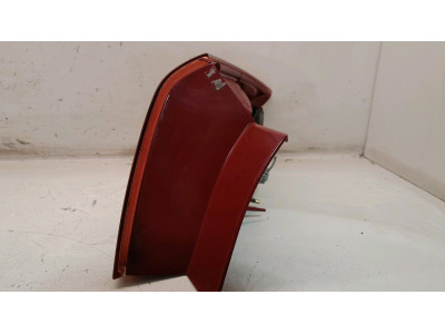 	PILOTO TRASERO IZQUIERDO EXTERIOR MAZDA 3 2004
