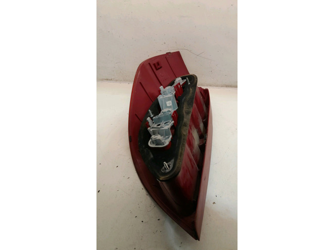 PILOTO TRASERO DERECHO MERCEDES A 170 2004