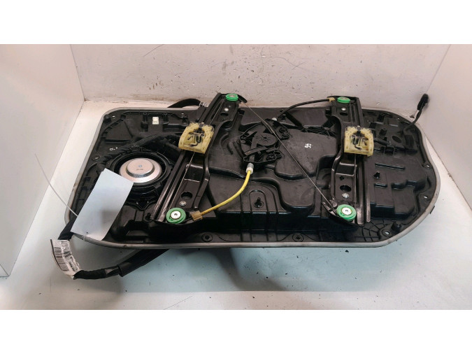 ELEVALUNAS DELANTERO IZQUIERDO VOLVO V40 2016