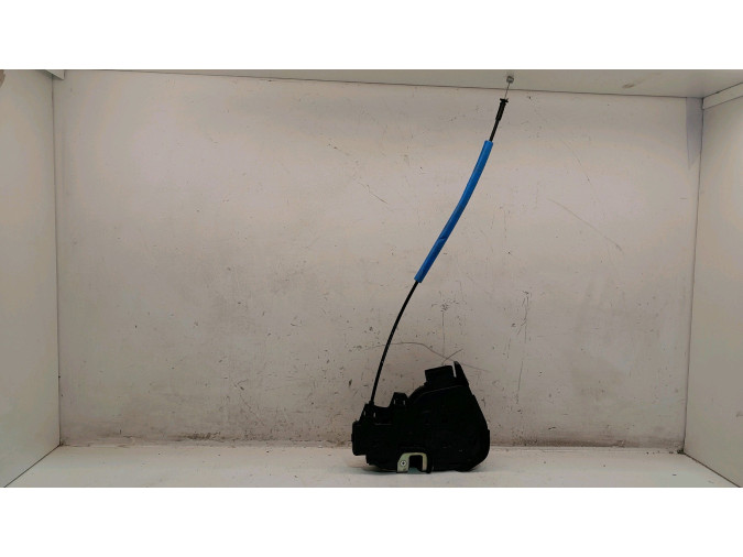 CERRADURA PUERTA DELANTERA DERECHA KIA STONIC