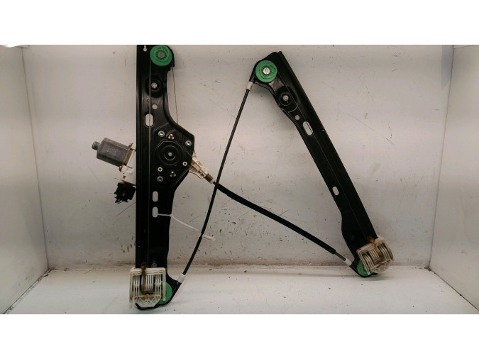 ELEVALUNAS DELANTERO DERECHO BMW 320I 2005