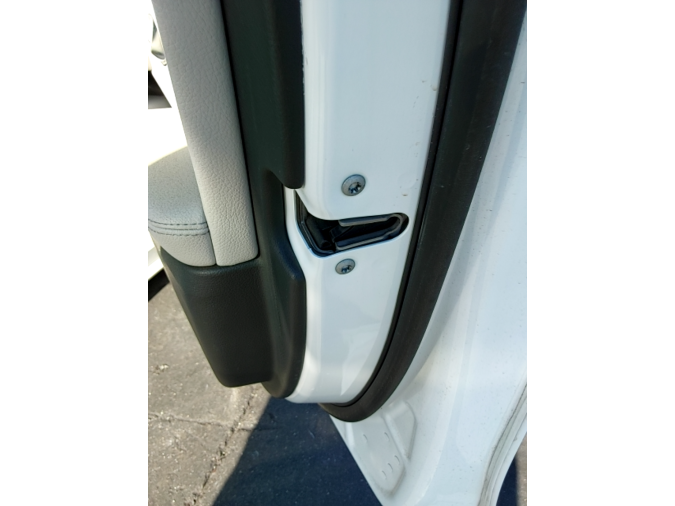 CERRADURA PUERTA DELANTERA DERECHA MERCEDES C 220 BLUETEC / D 2016