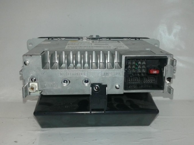 RADIO CD VOLKSWAGEN POLO 2010