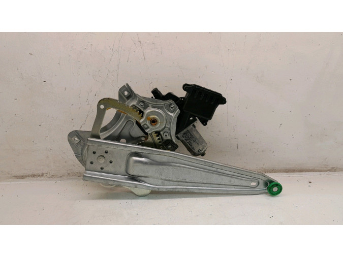 ELEVALUNAS TRASERO DERECHO TOYOTA AURIS 2016