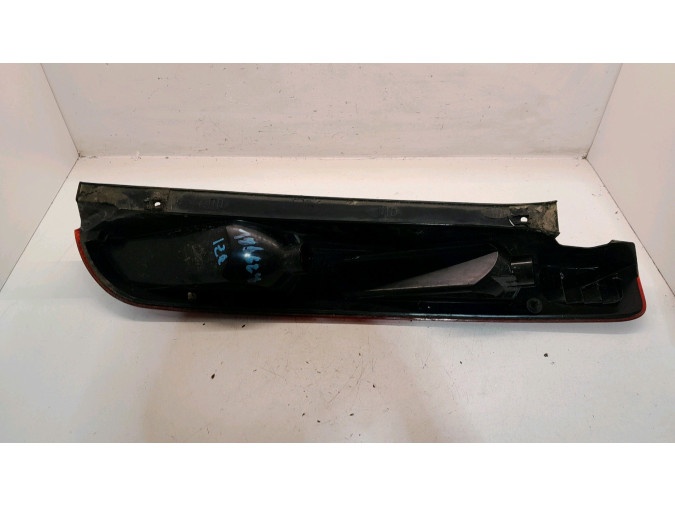 PILOTO TRASERO IZQUIERDO FORD FOCUS 2005