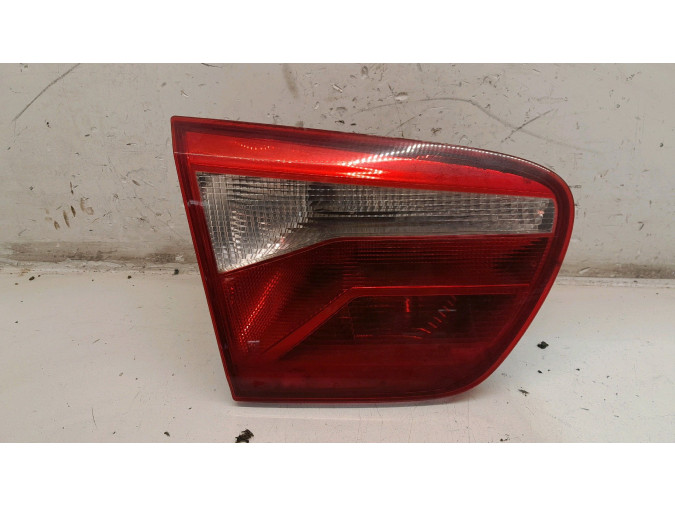 PILOTO TRASERO IZQUIERDO SEAT IBIZA 2010