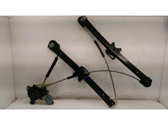 ELEVALUNAS DELANTERO IZQUIERDO AUDI A3 2015