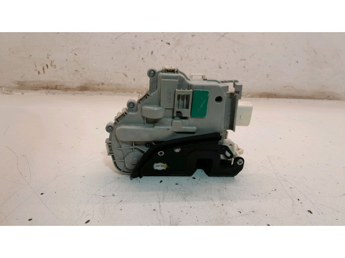 CERRADURA PUERTA DELANTERA IZQUIERDA AUDI A3 2015