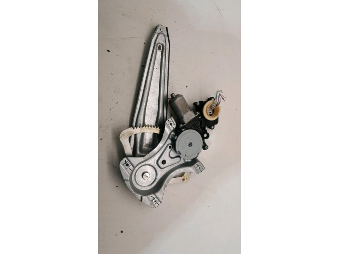 ELEVALUNAS TRASERO DERECHO TOYOTA AURIS 2014