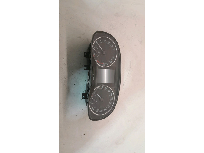Cuadro instrumentos SKODA FABIA 2016