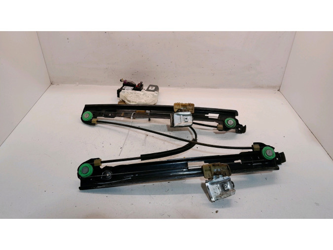 ELEVALUNAS DELANTERO DERECHO SEAT LEON 2005